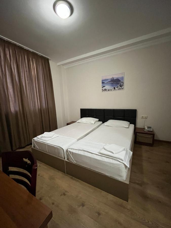 Ventura Hotel Батуми Экстерьер фото