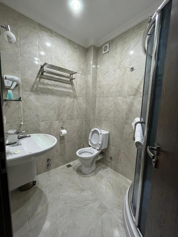 Ventura Hotel Батуми Экстерьер фото