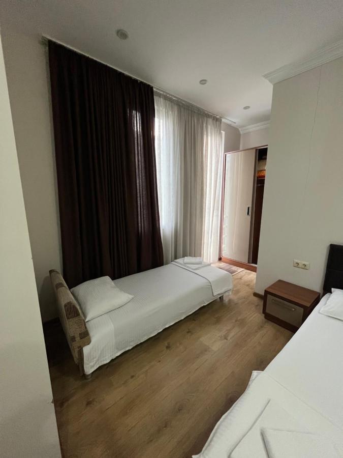 Ventura Hotel Батуми Экстерьер фото